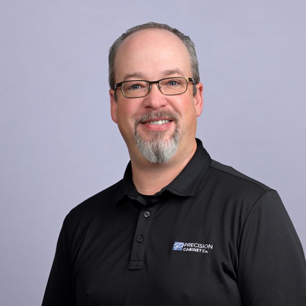 Kevin Mullet, Site Manager